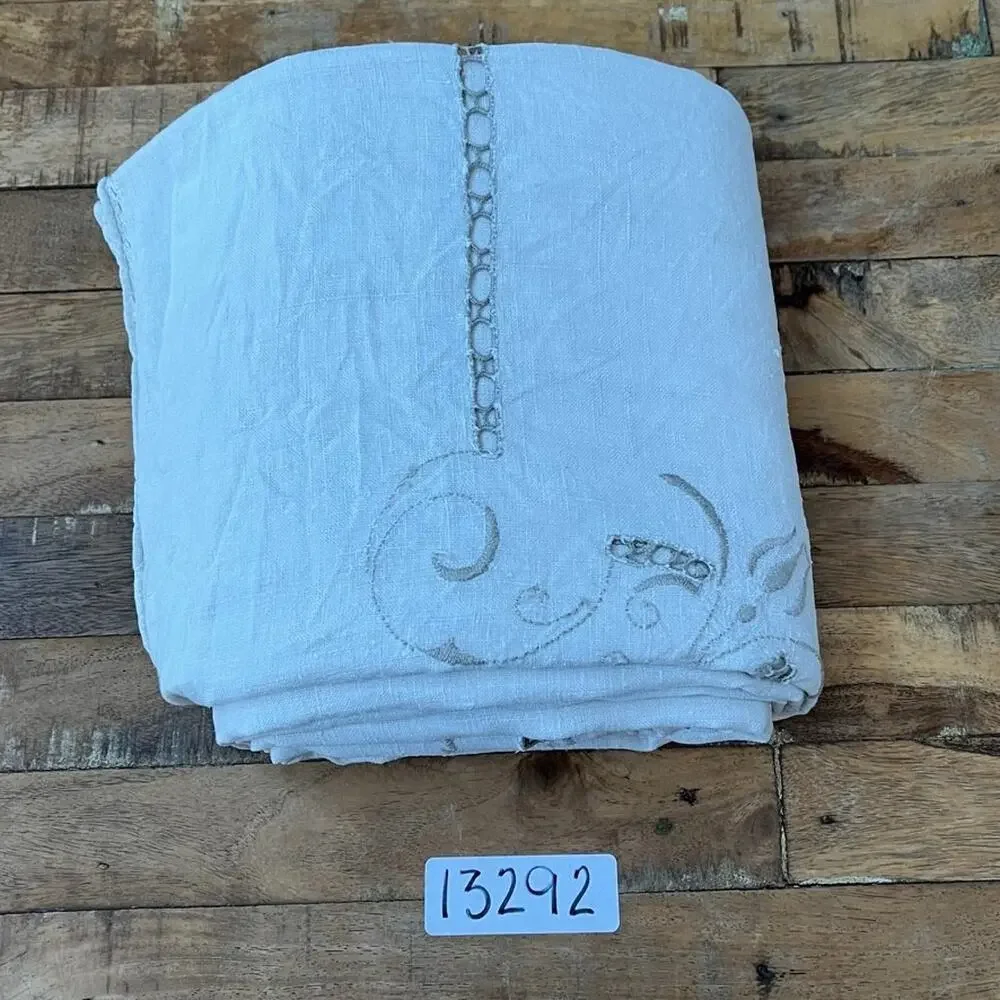 Vintage Linen Madeira Cut Out Floral Design Tablecloth 82